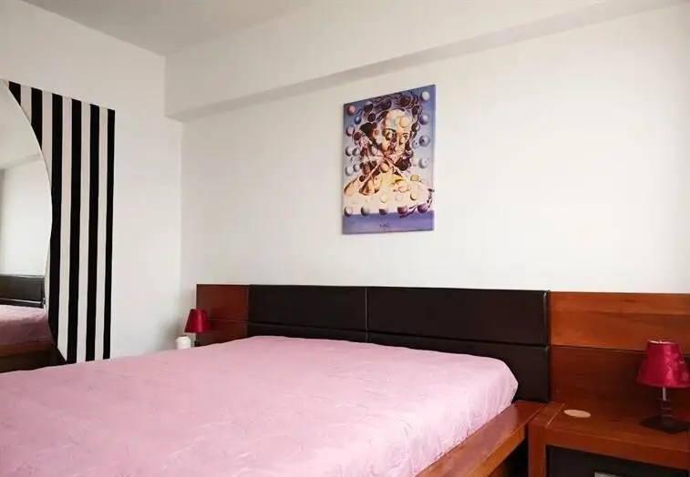 Apartament 3 camere spațios Băneasa aproape de Parcul Herăstrău