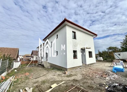 Casă Tip Duplex | 4 Camere | 2 Balcoane | Terasă | Șura Mică