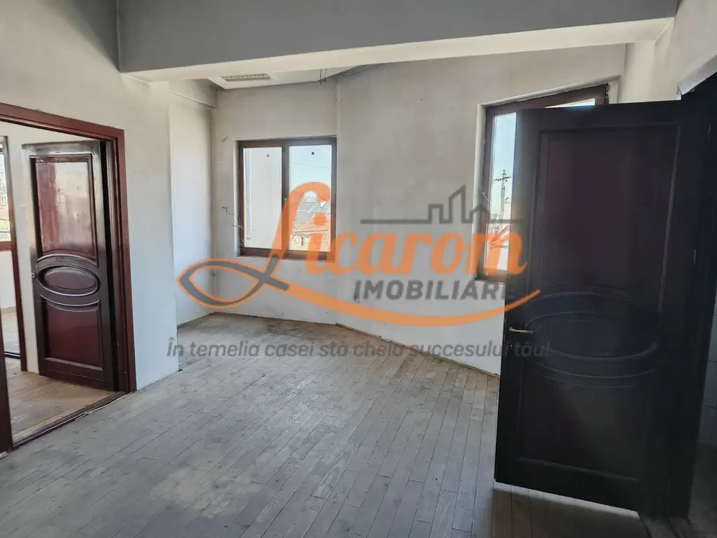 Cladire P+4 Rasnov- Central, IDEAL INVESTITIE.