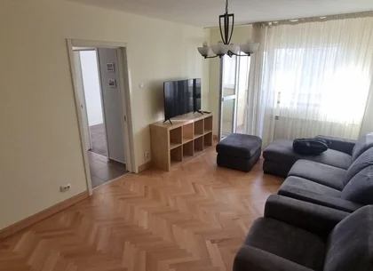 Inchiriez apartament 2 camere Metrou Stefan cel Mare