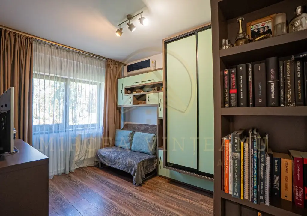 Casa P+1E de vanzare in Mamaia - Tabara Navodari