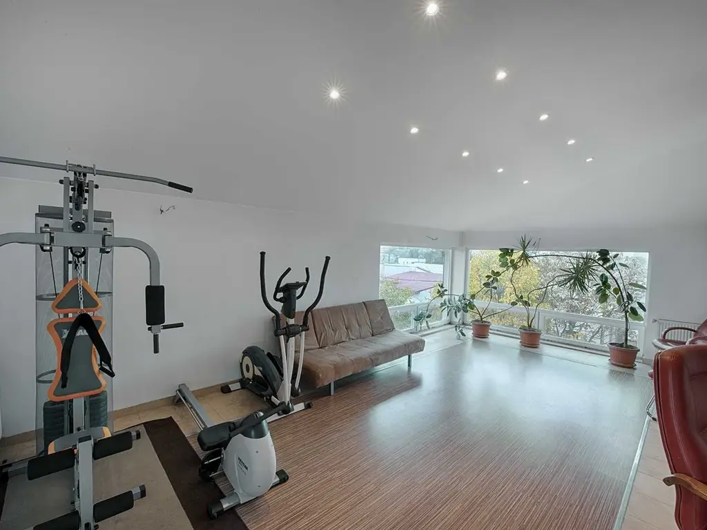Casă D+P+1+M - Sectorul 5, Str. Florica, Nr. 15