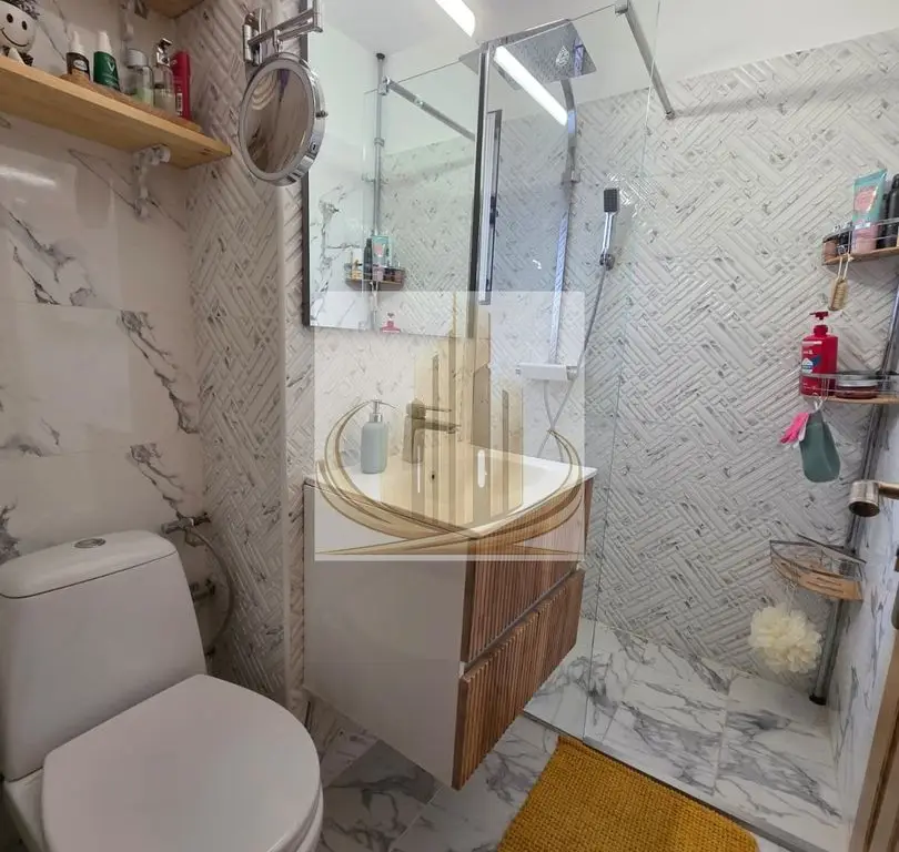 Apartament 3 camere de vânzare – Gheorghe Lazăr