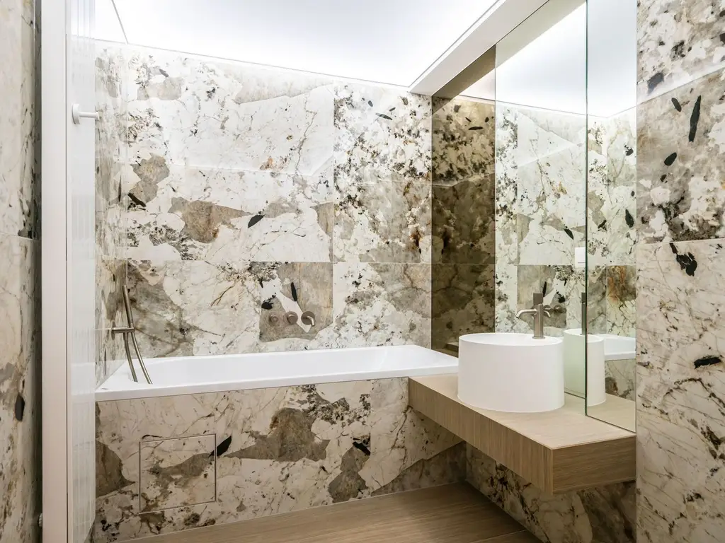 CORTINA 126 | Apartament exclusivist | Vedere dubla | 2,900 Eur/mpc | LUX