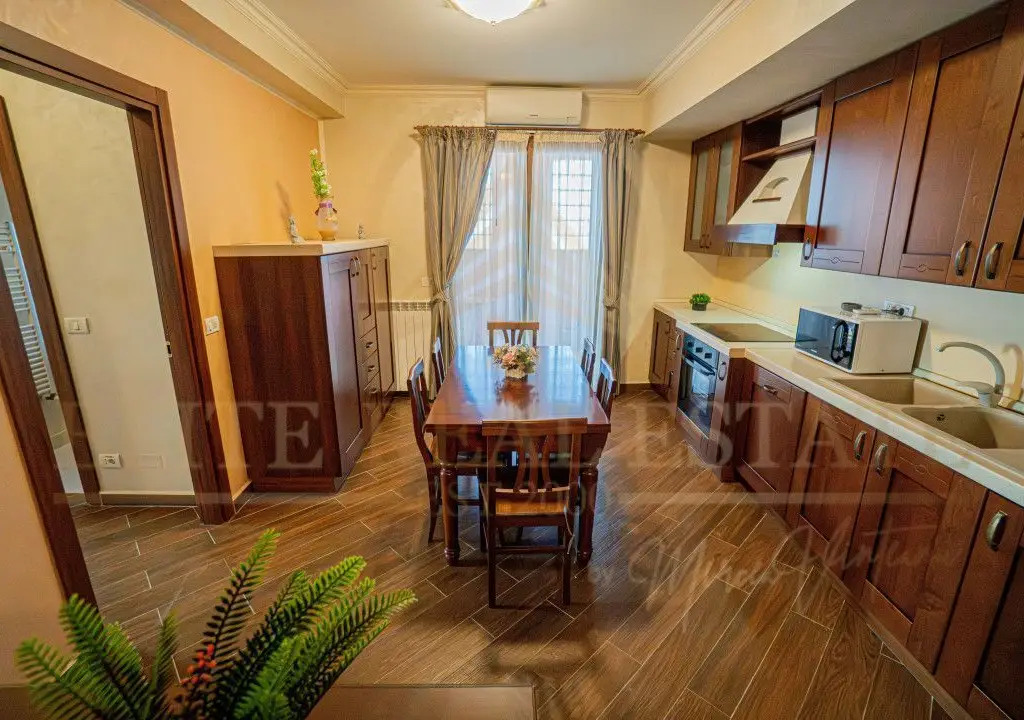 Stațiunea Mamaia - 3 camere, vedere panoramică la lac – Vila Ovidiu