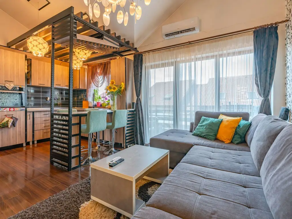 Apartament 2 Camere de Vânzare, Mobilat și Utilat, Sânpetru