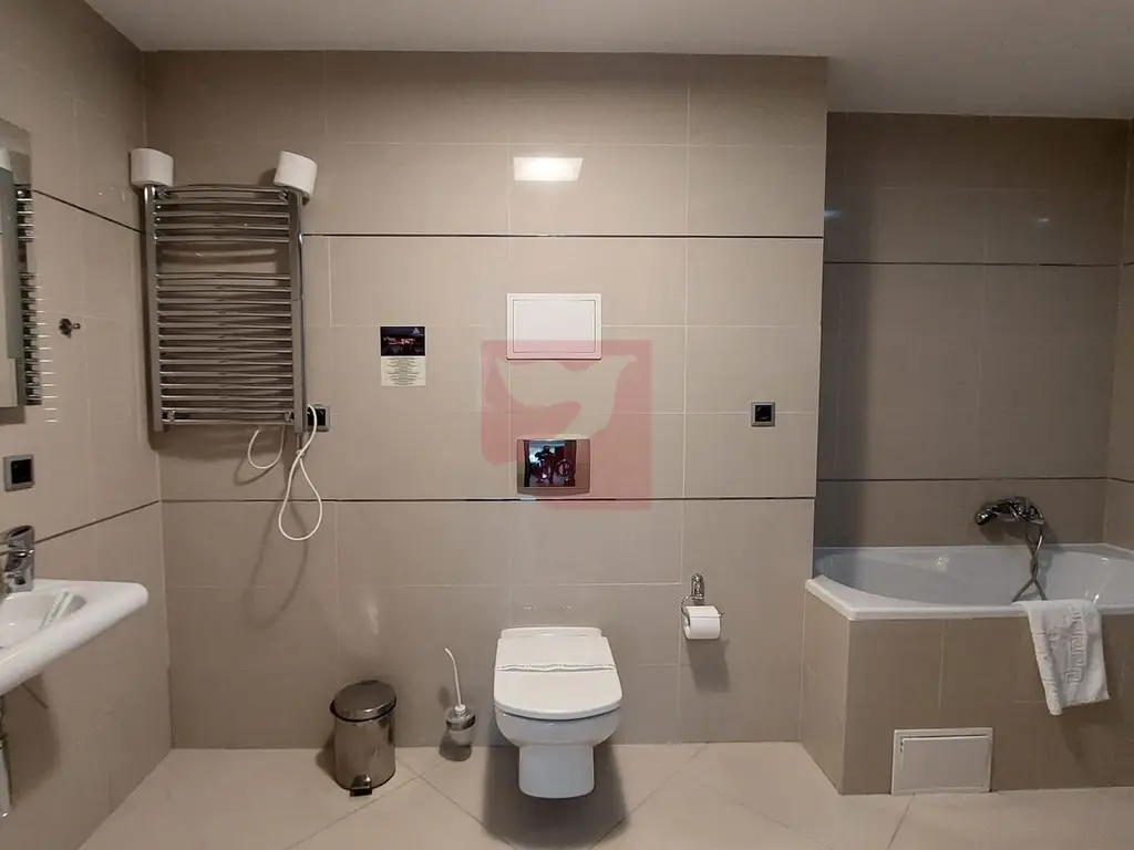 2 apartamente intr-unul singur!