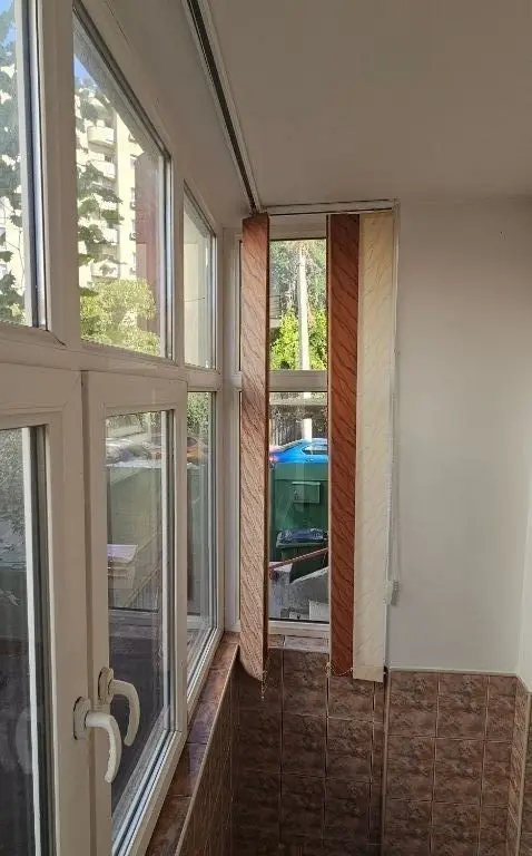 Vila P+1 Piața Muncii , strada Orzari, apartament cu 3 camere la Parer