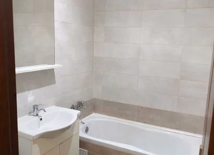 Apartament 2 camere decomandat de vânzare