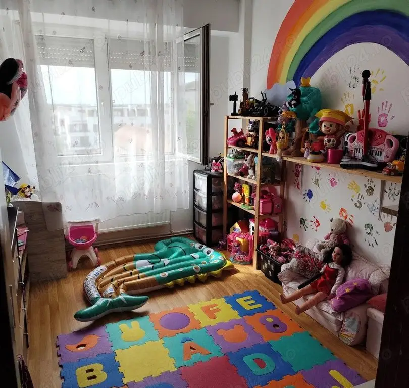 Ag BRASADAS vinde apt 3 cam etaj 4/4 Micro 16.