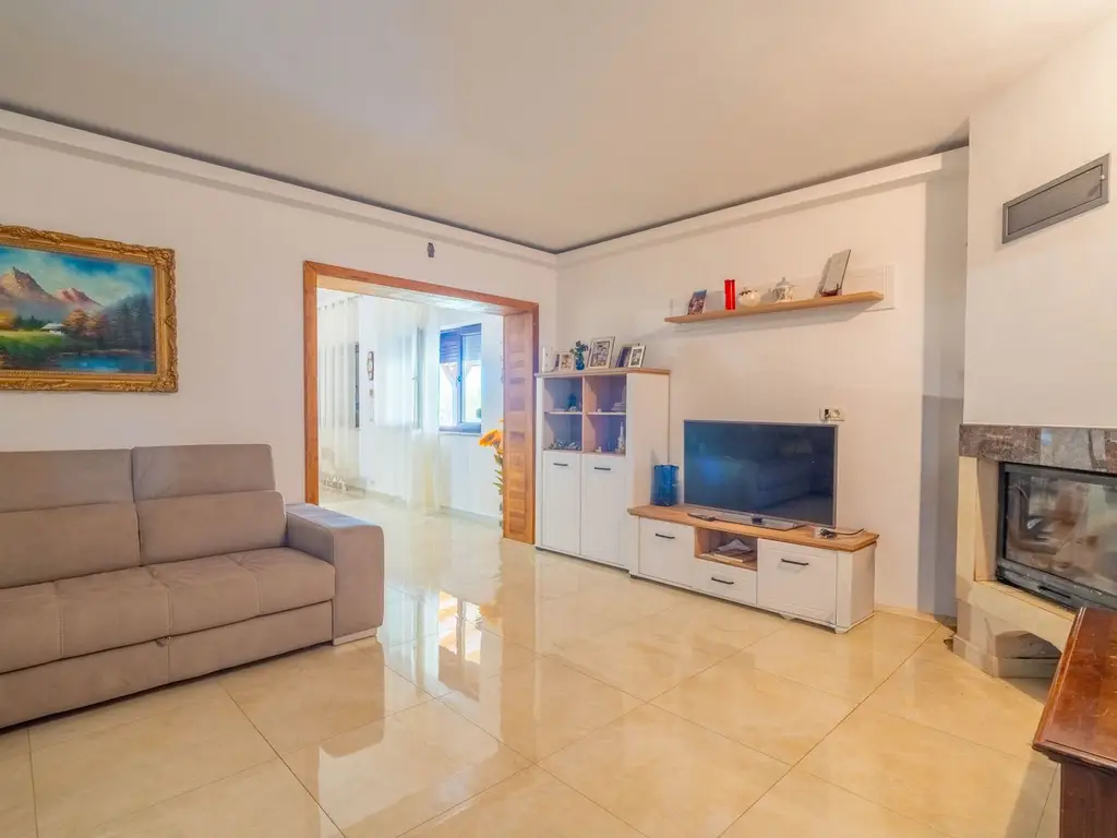Vanzare Casa Noua Independenta Energetic în Stil Italian – Paulis
