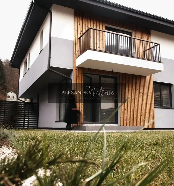 Duplex 4 camere | 120 mp utili | 180 mp curte | P+ET+POD | Floresti