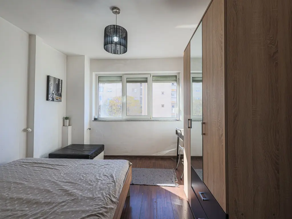 Apartament mobilat și utilat în Piața Spitalului - investitie sigura!
