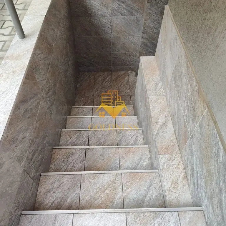 Casă de închiriat, 5 camere, 150 mp curte , parcare, Parcul Armătura