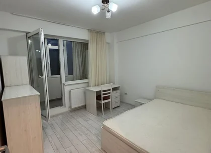 Ap 2 cam Militari Residence cu parcare inclusa
