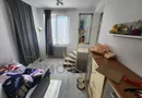 3 Camere. 2 Bai. Apartament pe 2 nivele. Pretabil investitie.