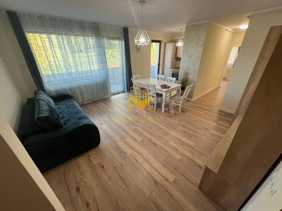 3 camere, modern, bloc nou, parcare subterana, Sub Cetate, zona Profi