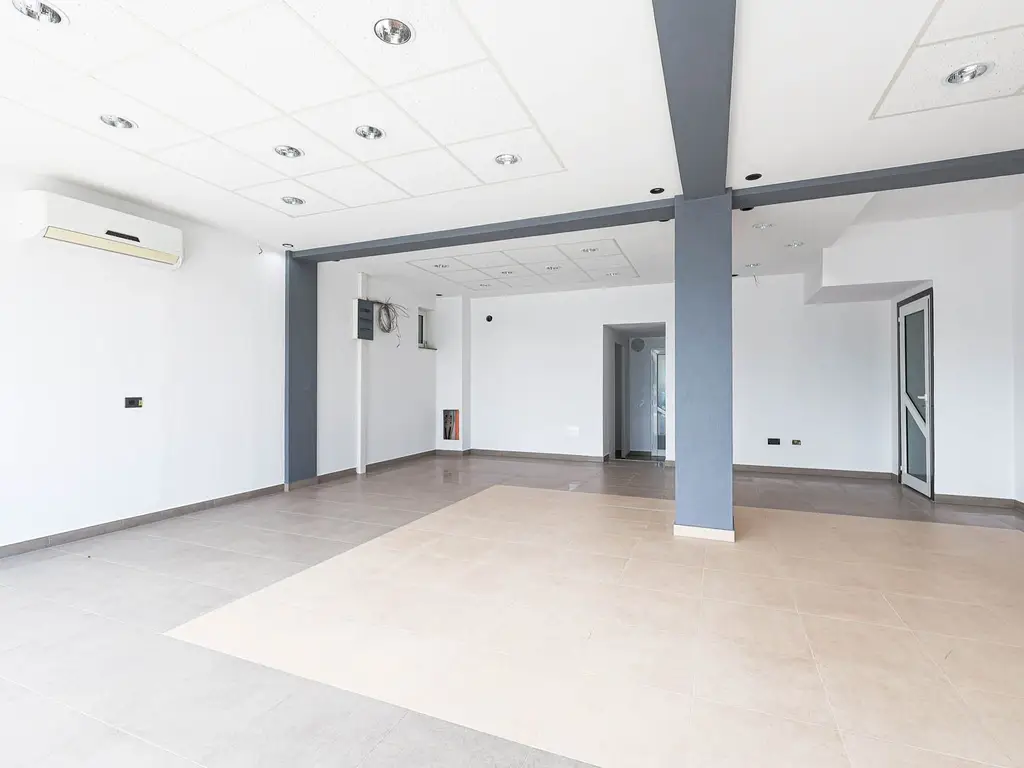 De închiriat spațiu comercial 85 mp în Grădiște – cu vitrină stradală