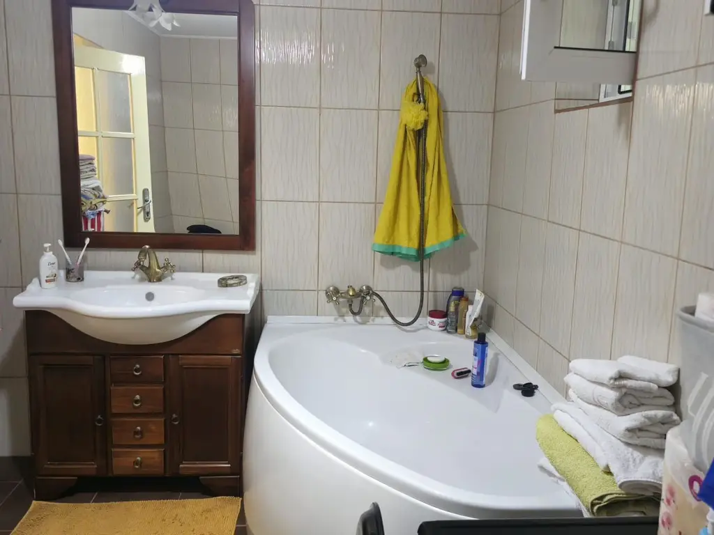 De vanzare -- casa in comuna Pechea, jud. Galati, teren 850 mp