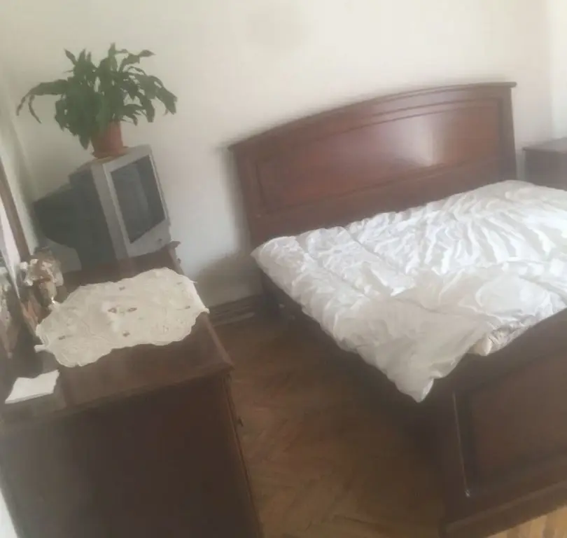 Ag BRASADAS vinde ap. 4 cam 93mp la etajul 3 în Carpați 2.