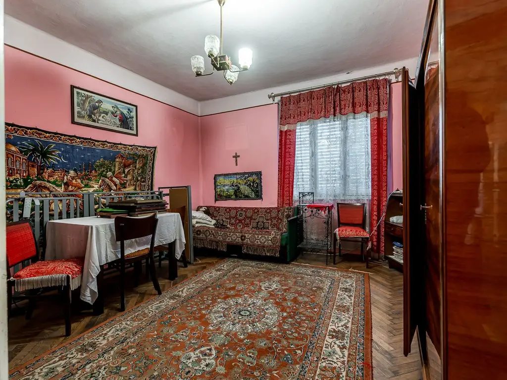Casă în Dorobanți / 2 fronturi stradale