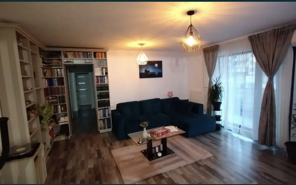 Ap cu 3 camere Palazu Mare
