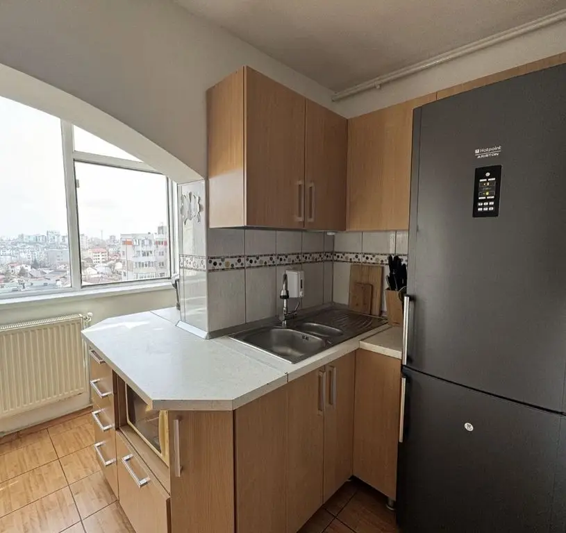 Apartament 3 camere Cora Bratianu