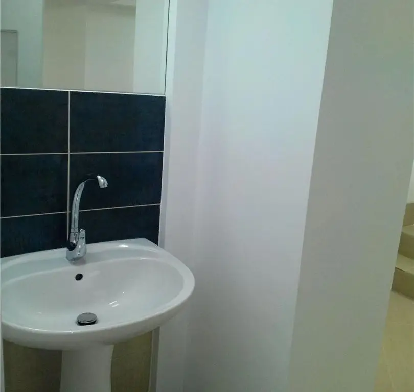 Vanzare spatiu comercial