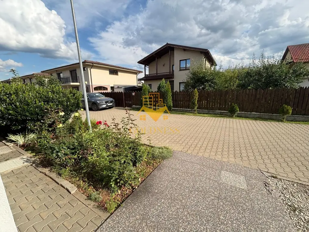 Duplex, 4 camere, modern, curte, terasă, 200mp teren, Florești
