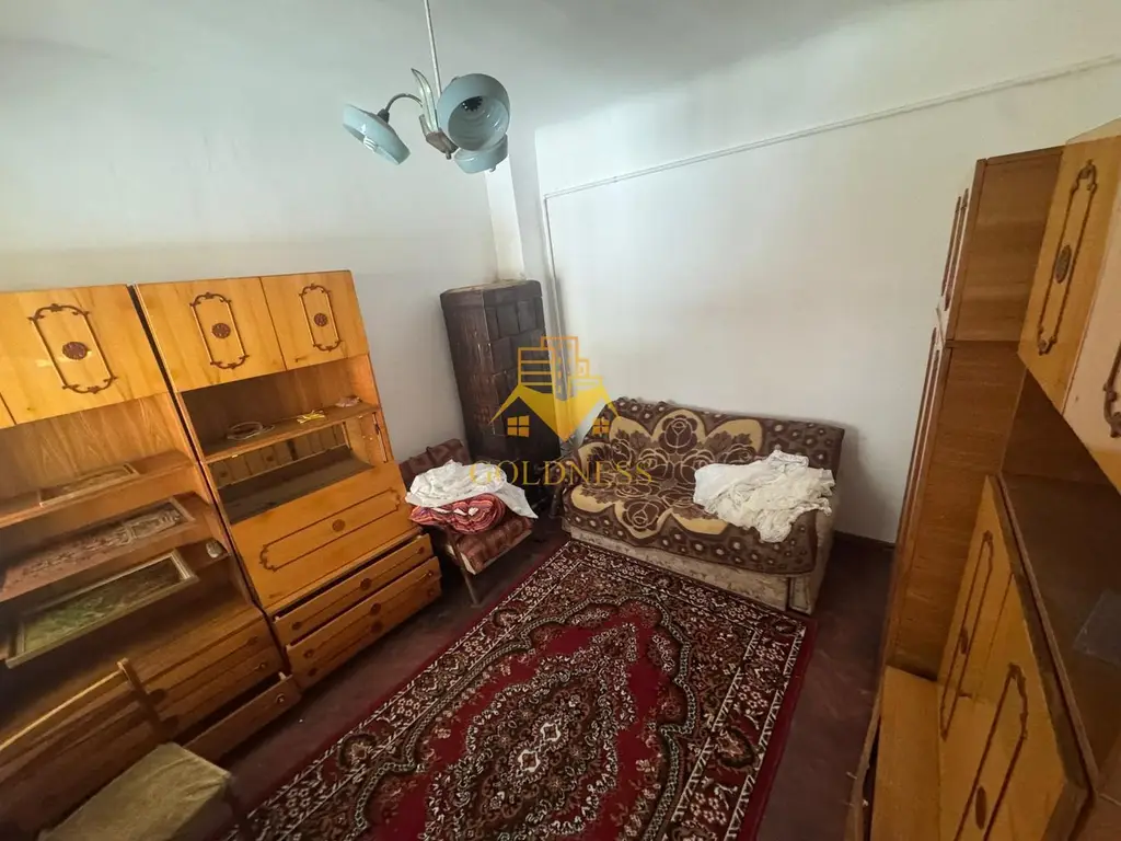Casa/ Spatiu Birou, Curte 250mp, Parcari, Ultracentral, Avram Iancu