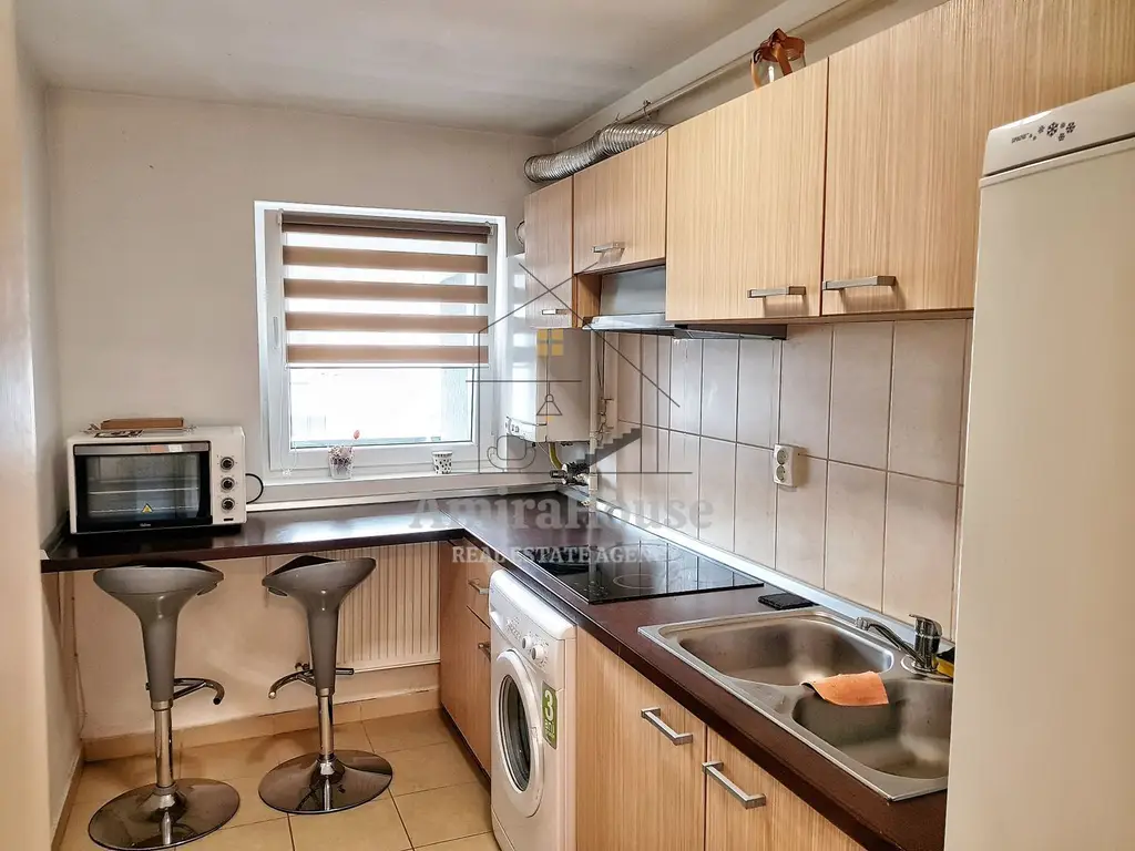 Apartament 1 camera, decomandat, 38 mp, str Calea Turzii
