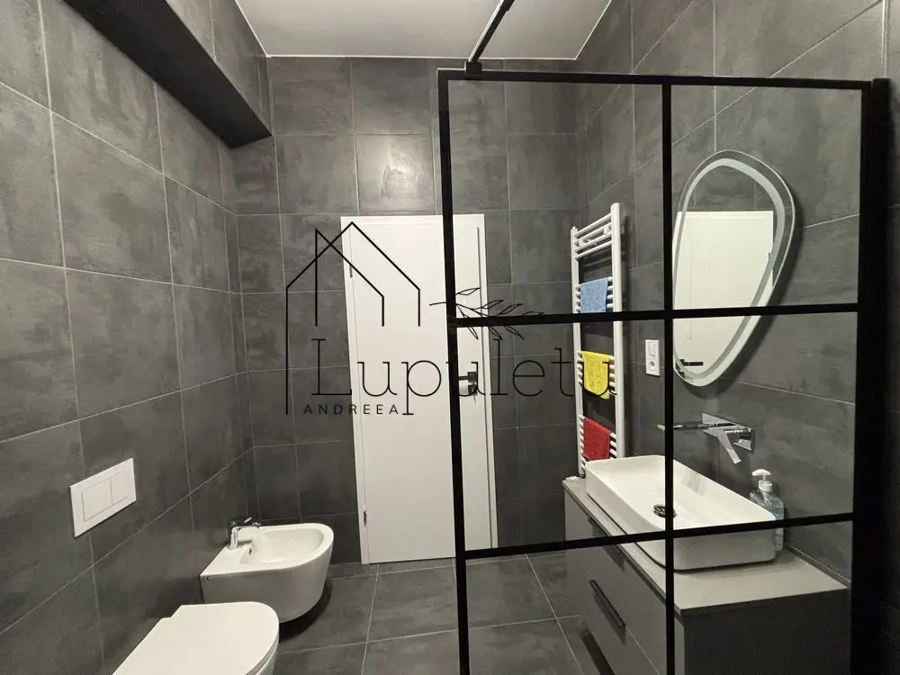 Apartament de Inchiriat LUXURY | 3 camere | 60 MPU | Prima închiriere