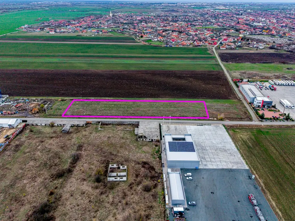 Teren cu acces DN7 și A1, ideal pentru dezvoltări industriale