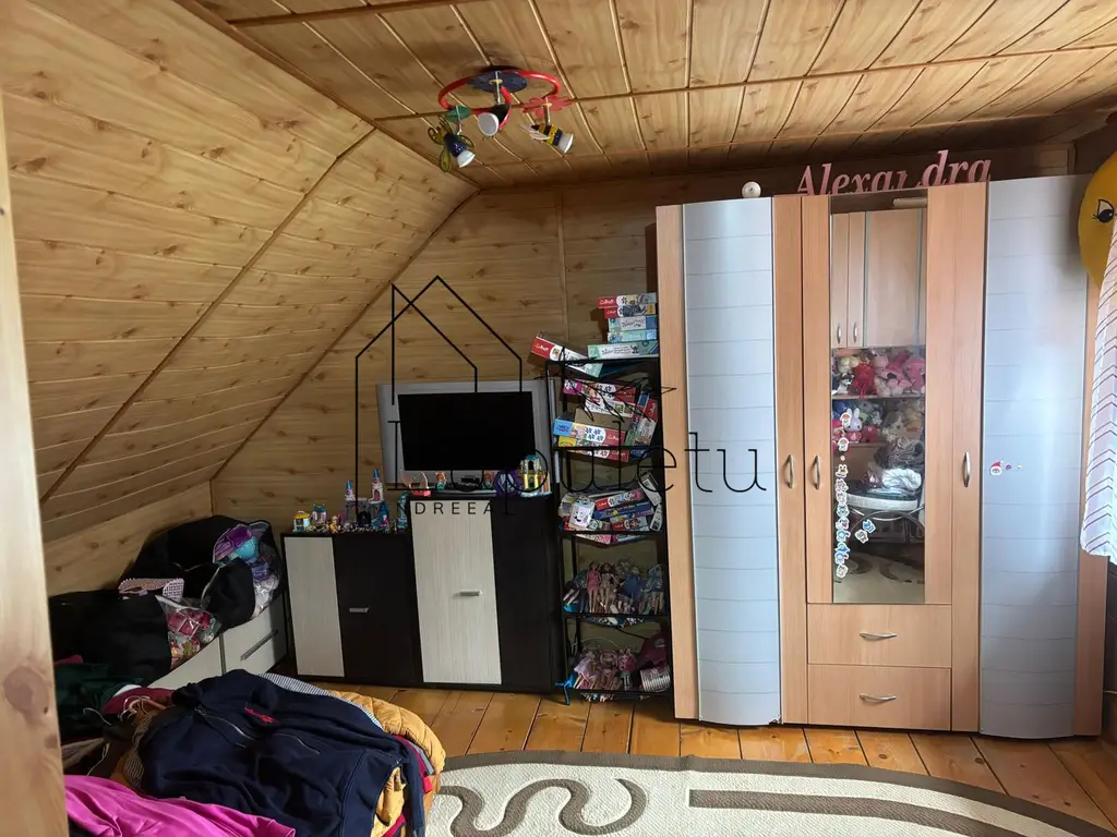 Casă de Vânzare în Bungard | 150 MPU | 2 Corpuri de Clădire