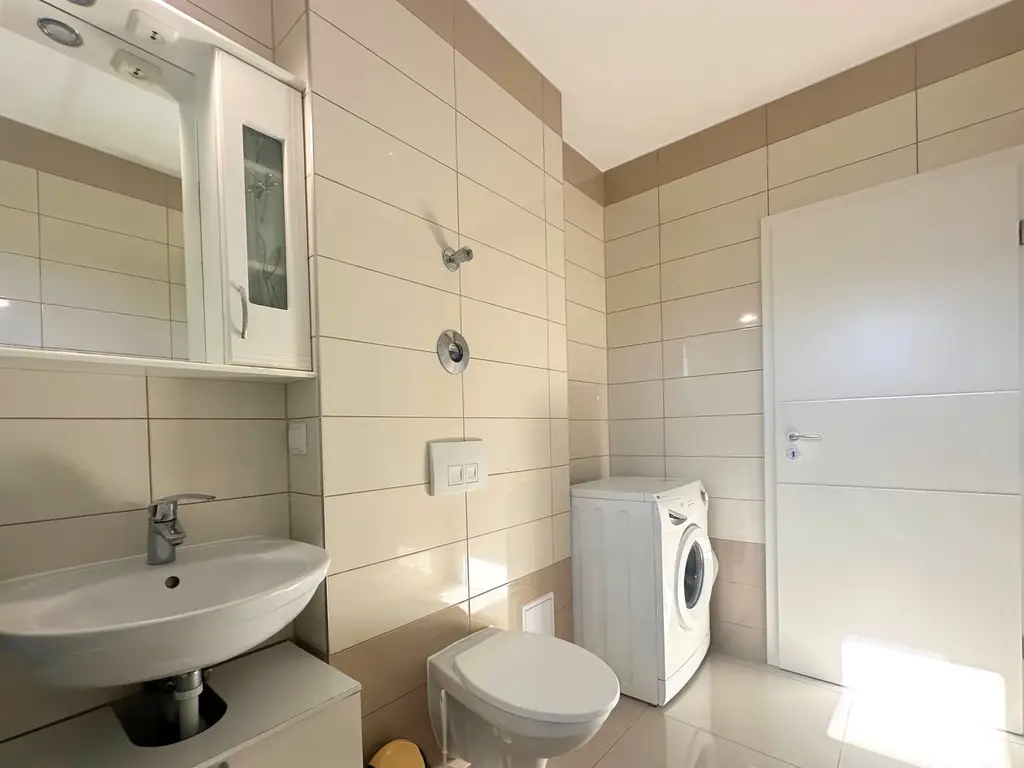 Apartament modern cu 2 camere și vedere spectaculoasă spre munți Avantgarden 3