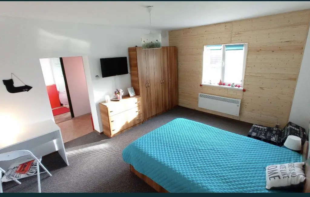 BRASADAS vinde casa 4 cam teren 688mp in zona Lucian Blaga.