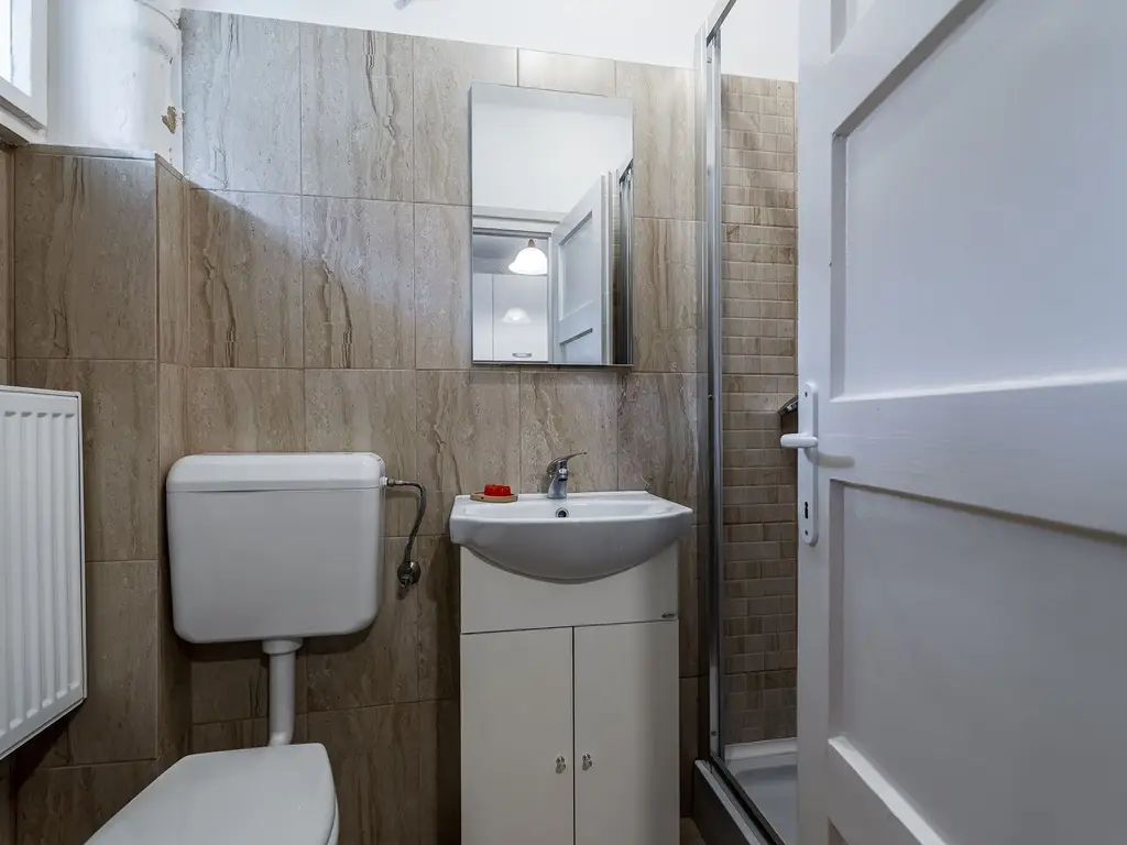 Câștigi o oră pe zi! Apartament cu 2 camere ultracentral, etaj 2