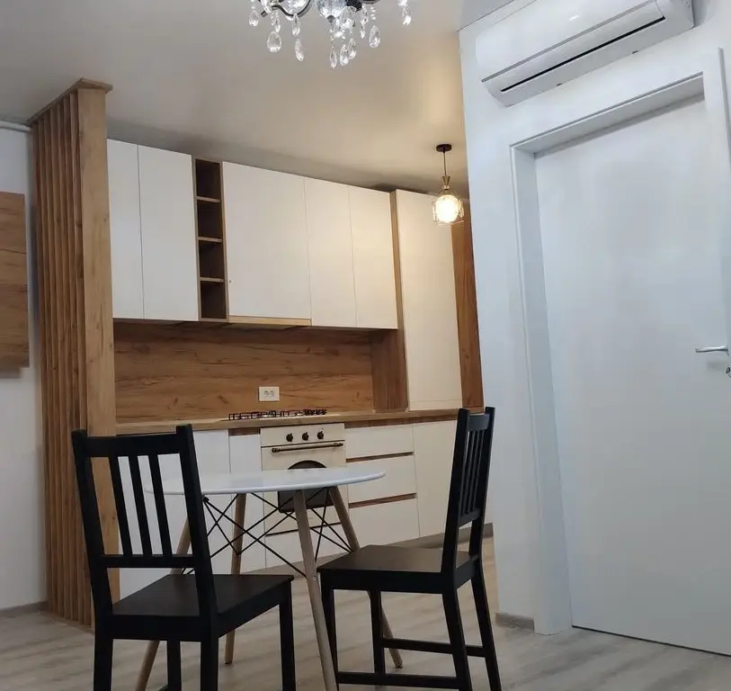 De inchiriat apartament cu 2 camere bloc nou, etaj 2, 550 euro