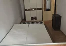 Inchiriez apartament cu 3 camere, decomandat,