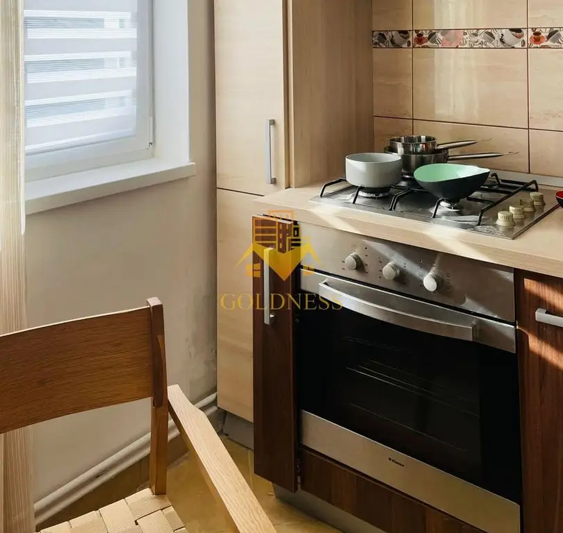 2 camere, decomandate, Ultracentral, I.C Bratianu Zona Blvd. Eroilor