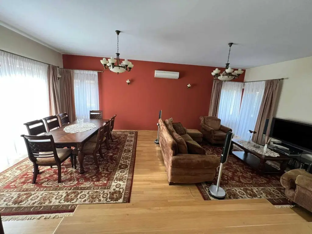 BRASADAS vinde casă tip D+P+M 2004 zona Burdea.