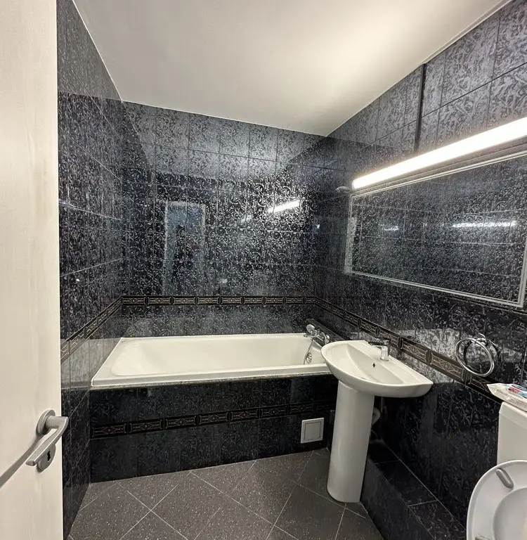Vand apartament 4 camere Drumul Taberei