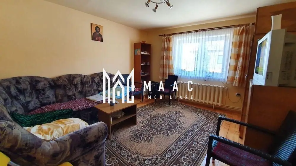Casa de vanzare 4 camere | Selimbar | 554 mp