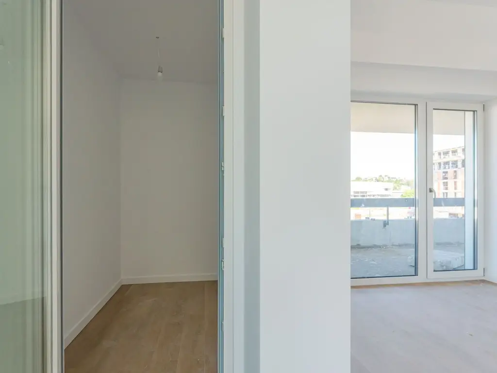 Apartament modern cu 2 camere și balcon generos | Zona Bartolomeu