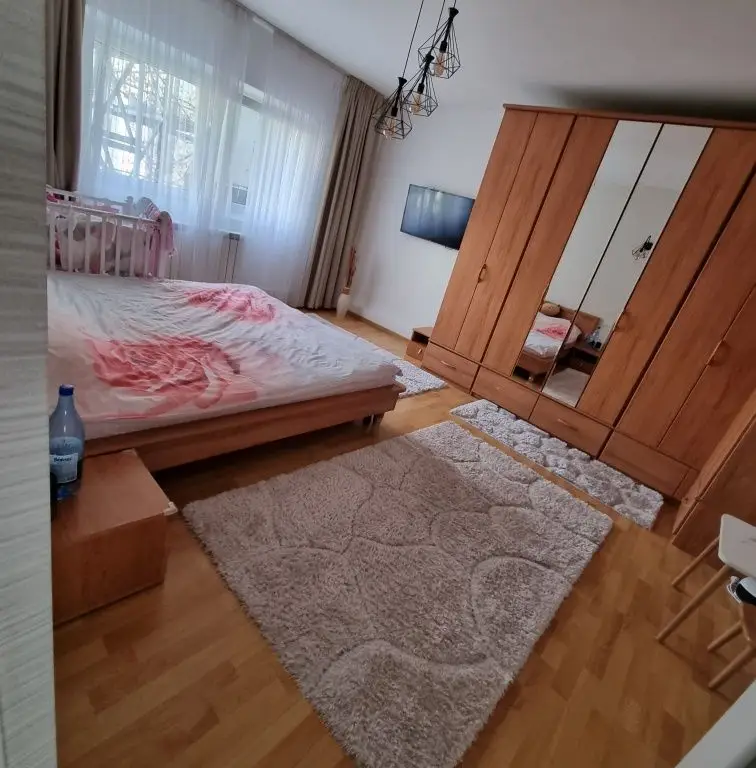 Apartament 4 camere modern