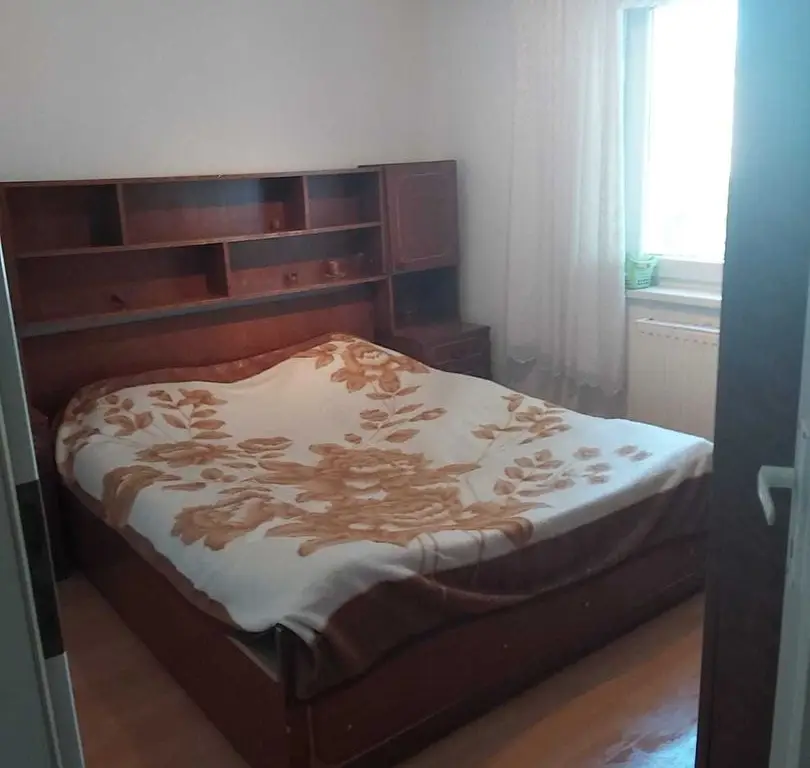 BRASADAS vinde ap 3 cam utilat etaj 2/4 Micro14 Prahova.
