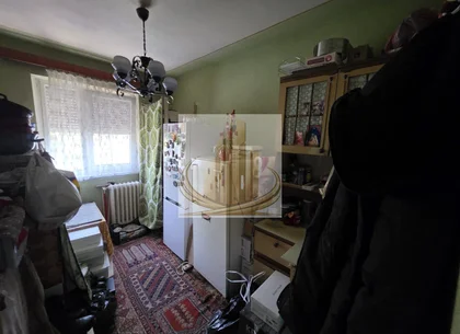 Apartament 4 camere în zona Dacia