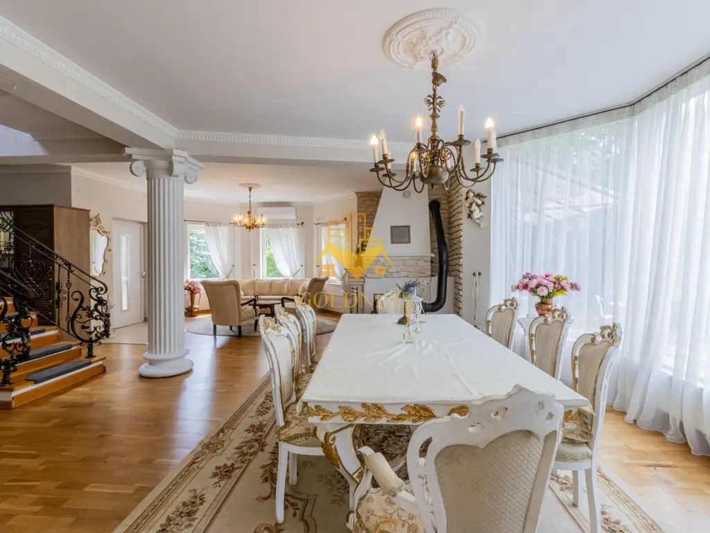 Casa individuala, 5 camere, dressing,garaj, 1000 mp gradina, Borhanci