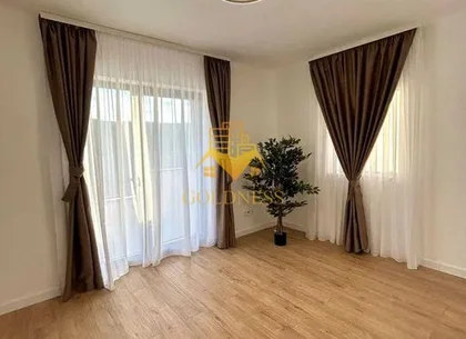 Casa individuala, 4 camere, garaj ,gradina, 3 bai, Popesti zona Baciu