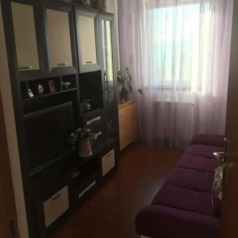 Proprietar vind apartament 4 camere sector 2 București